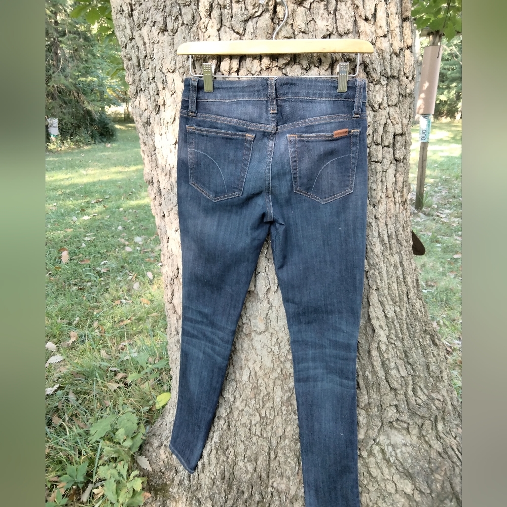 ⬇️Price Drop!⬇️ Joe's Jeans Curvy Skinny in size 26